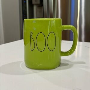 ☕️Rae Dunn Green BOO Ceramic Halloween Coffee Mug